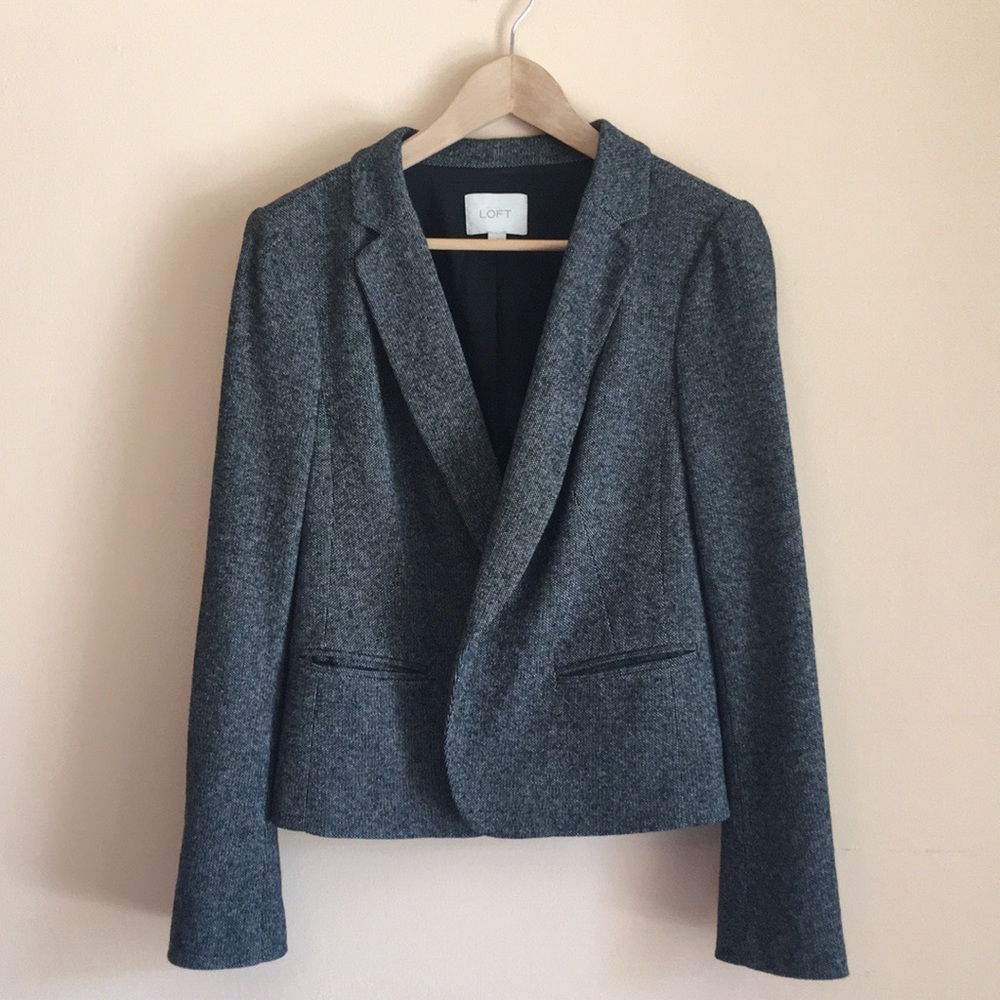 ✨ LOFT Career Blazer wool blend ✨